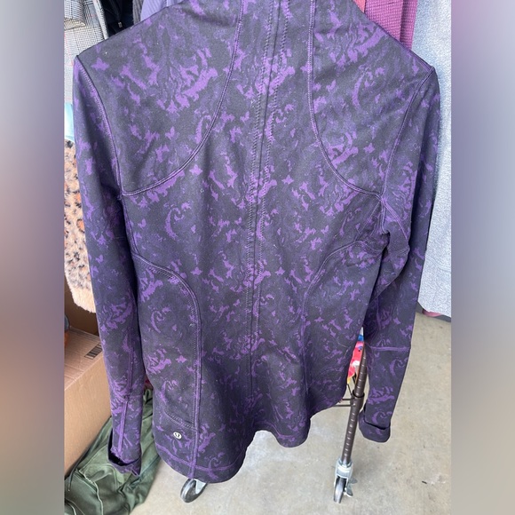 Lululemon Forme Define Jacket - Picture 3 of 5